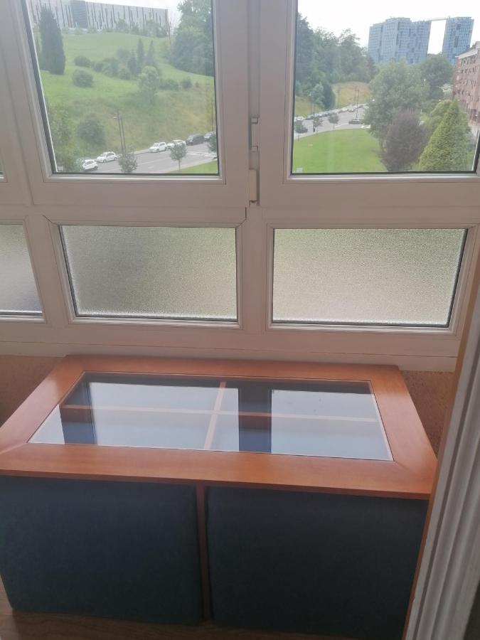 Alojamiento Nedymar Apartman Oviedo Kültér fotó