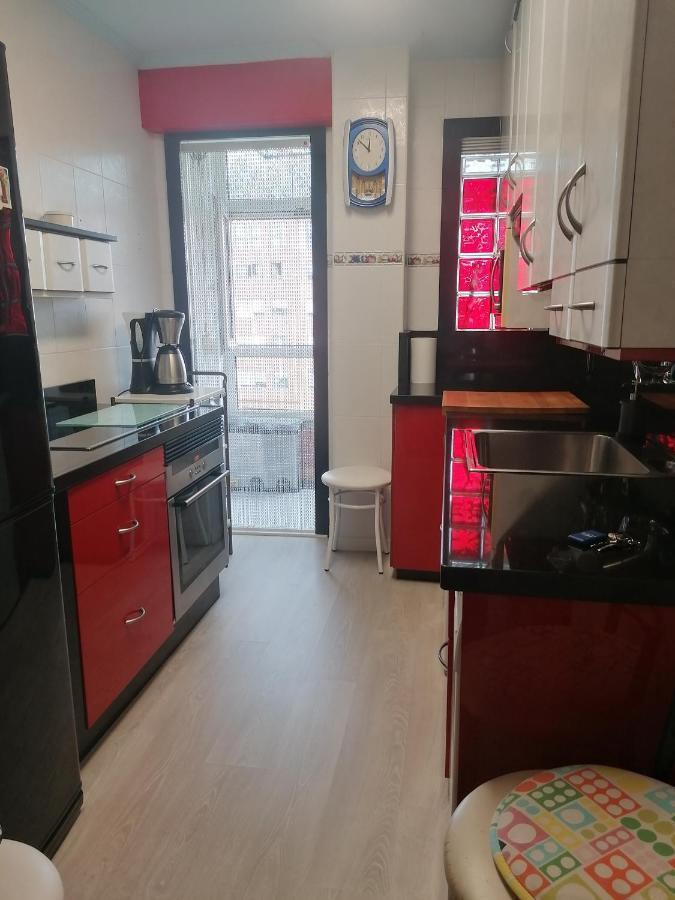 Alojamiento Nedymar Apartman Oviedo Kültér fotó